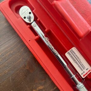 Snap-on 3/8” Drive click-Type Ratchet Torque Wrench with Case